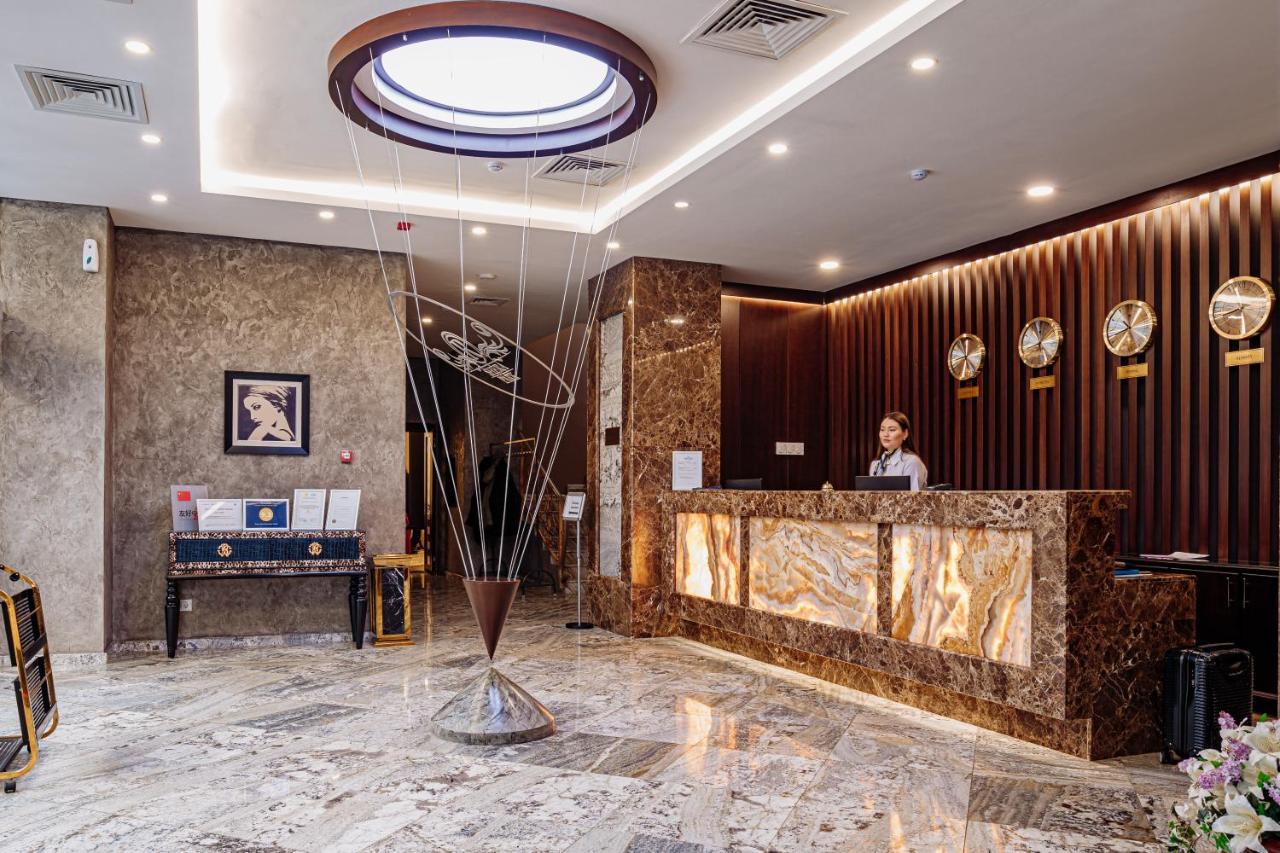 Shera Park Boutique Hotel Alma-Ata Exteriör bild